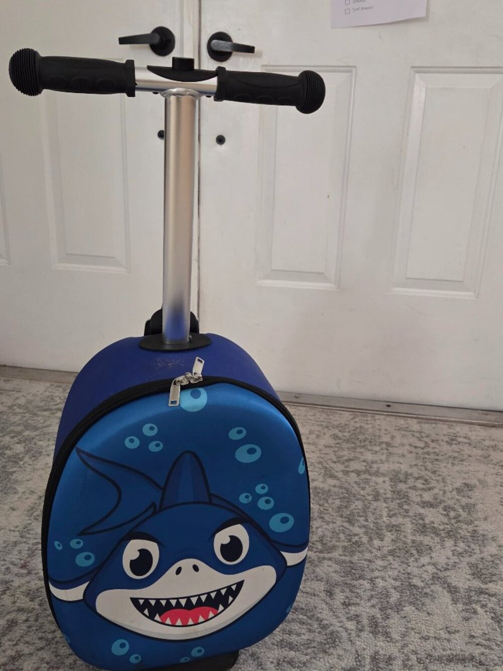 Viggo Bambino Ride on Scooter 19" | Carry On Luggage